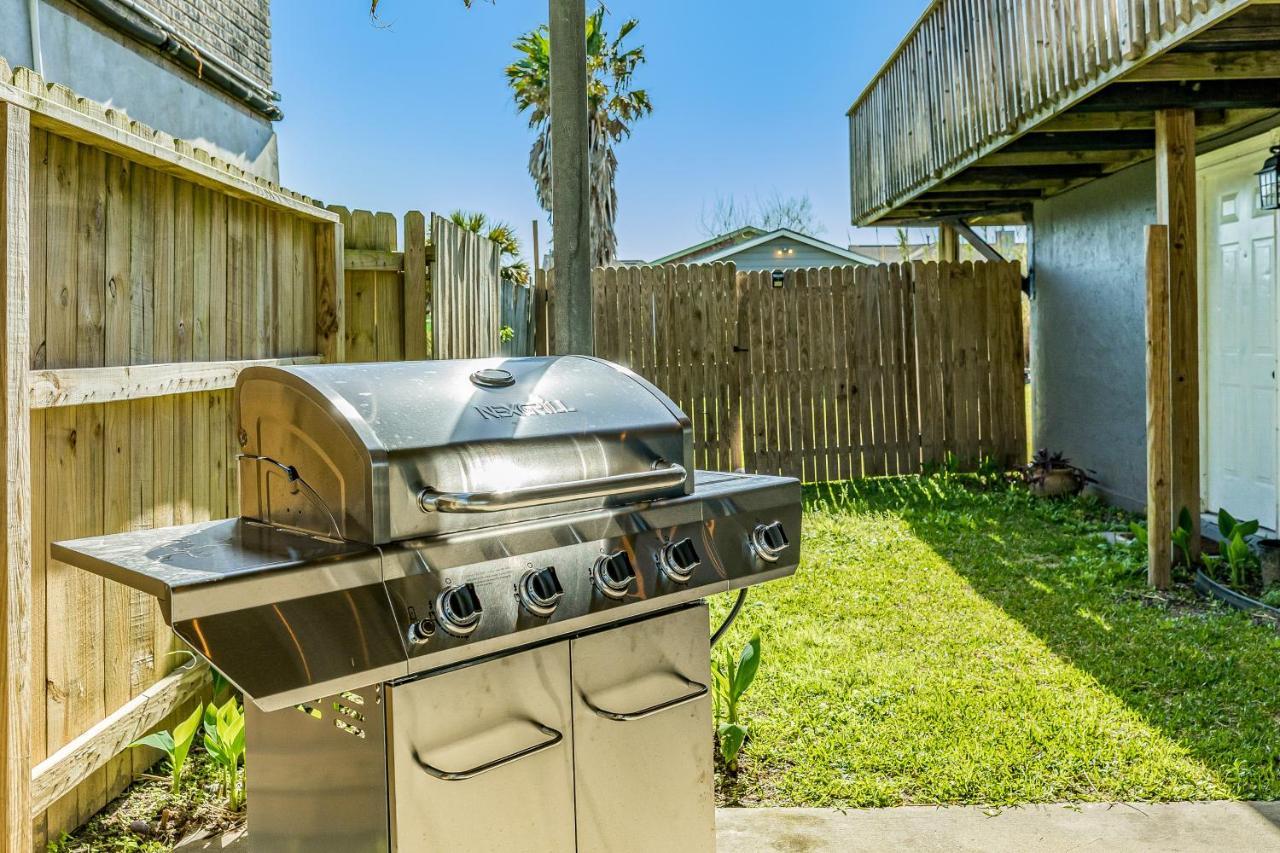 Villa Peaceful Hideaway à Galveston Extérieur photo