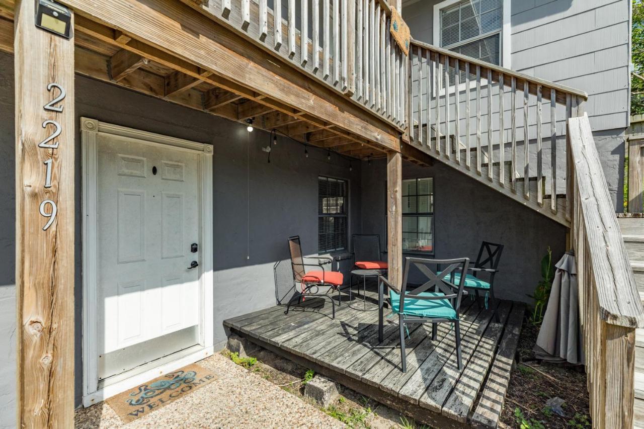 Villa Peaceful Hideaway à Galveston Extérieur photo