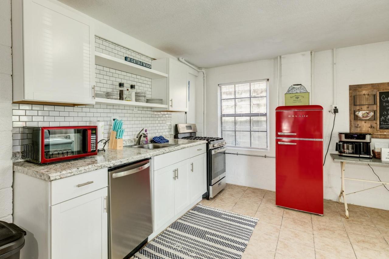Villa Peaceful Hideaway à Galveston Extérieur photo